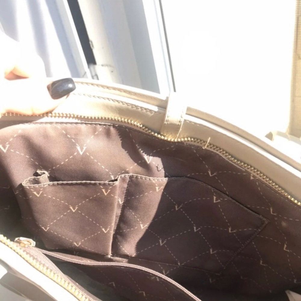 Vince Camuto Purse - Picture 4 of 4